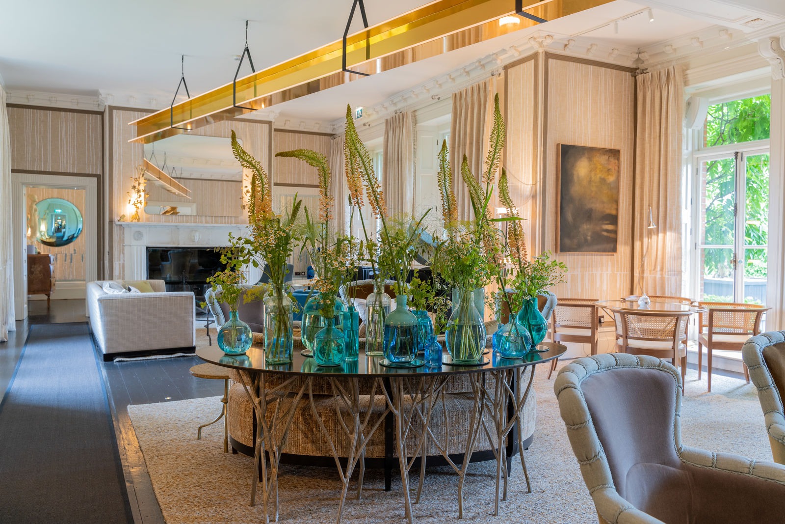 Flowers For Hotels | Luxury Flower Delivery & Supplier For Hotels